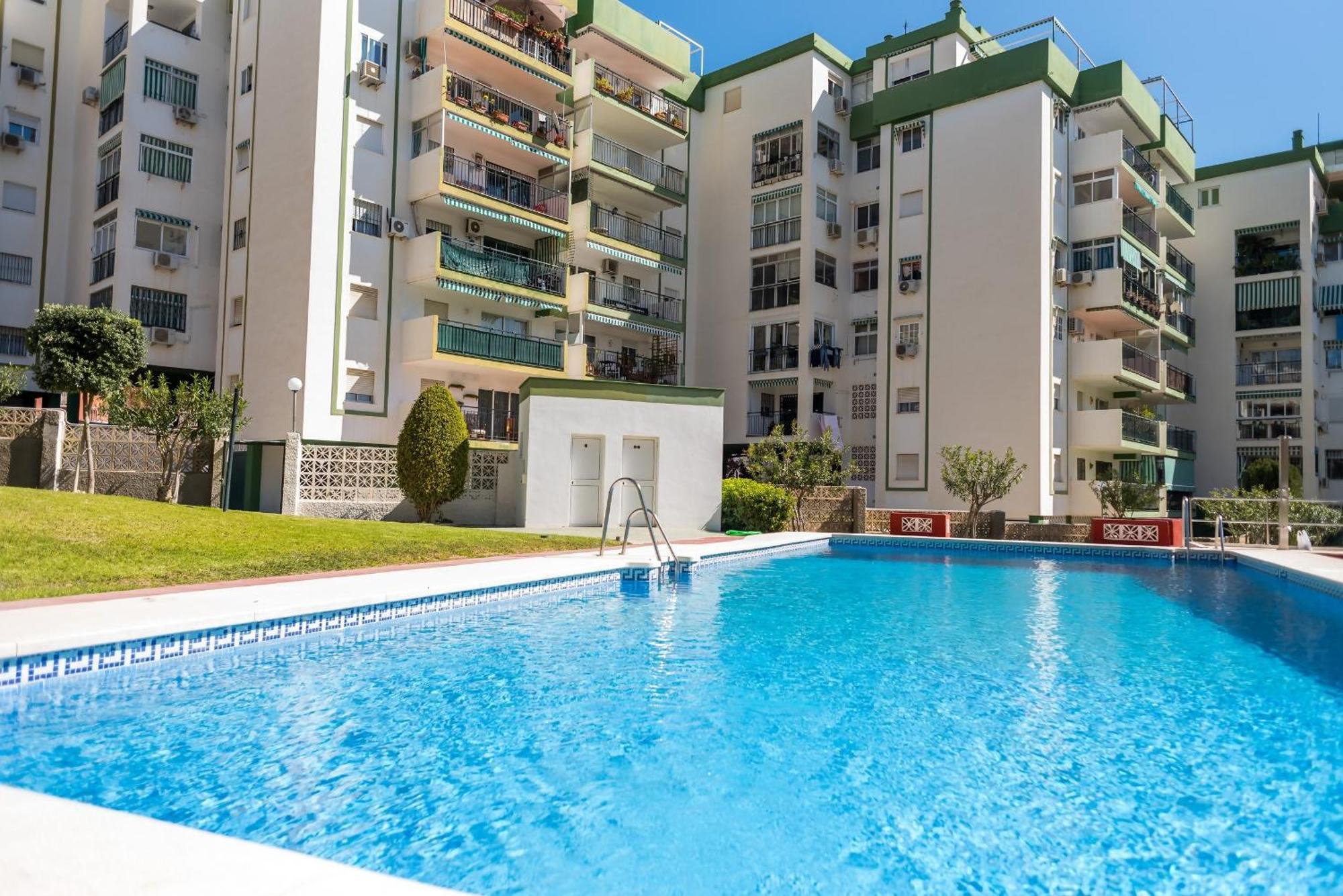 Torremolinos Yellow Fabuloso Andra エクステリア 写真